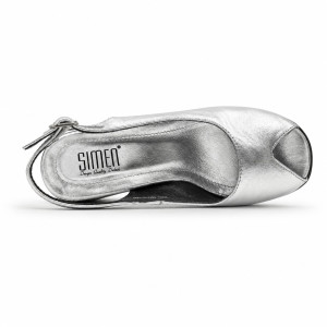 Dámske kožené strieborné slingback sandále na platforme