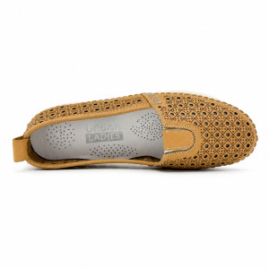 Dámske žlté perforované slip-on mokasíny Urban Ladies
