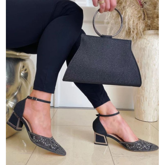 ELEGANTNÉ ČIERNE SANDÁLE MENBUR NA HRUBOM PODPÄTKU ELEGANTNÉ ČIERNE SANDÁLE MENBUR NA HRUBOM PODPÄTKU