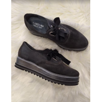 Dámske kožené topánky v tmavo sivej farbe