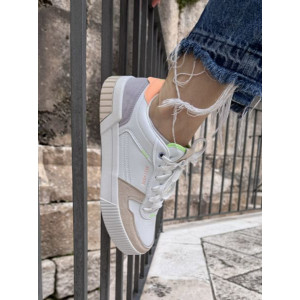 Dámske tenisky Skechers s farebným detailmi