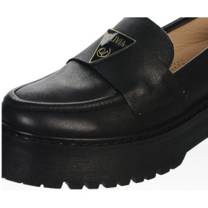 Dámske kožené mokasíny Olivia Shoes v čiernej farbe