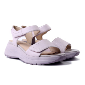 Dámske fialové kožené sandále Tamaris Comfort